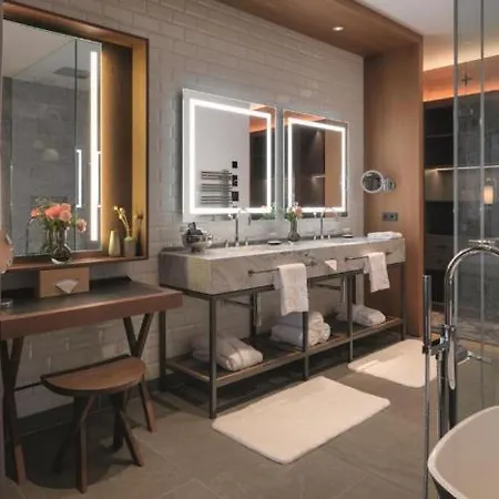 Interalpen-hotel Tyrol Otel