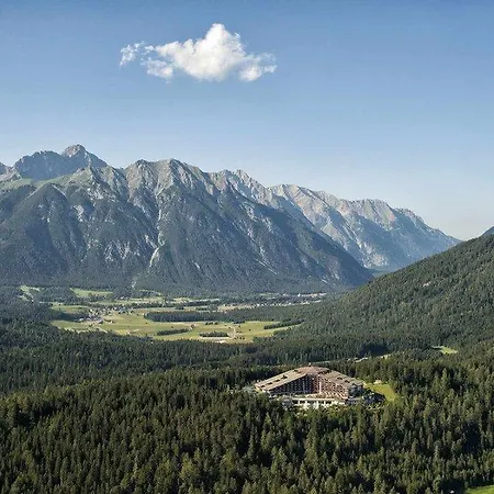 Interalpen-hotel Tyrol Hotell 5*