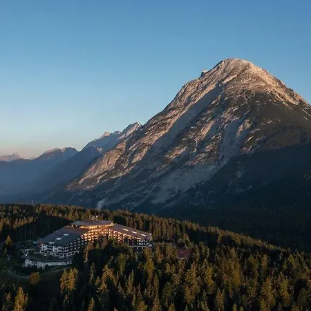 Interalpen-hotel Tyrol Hotell