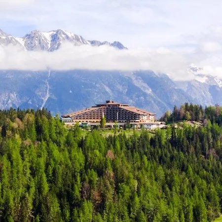 מלון Interalpen-hotel Tyrol