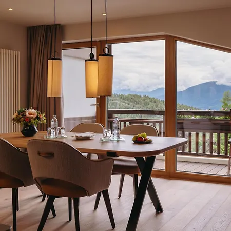 מלון Interalpen-hotel Tyrol