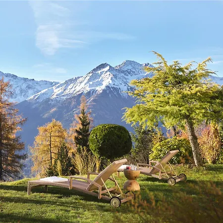 Interalpen-hotel Tyrol ホテル