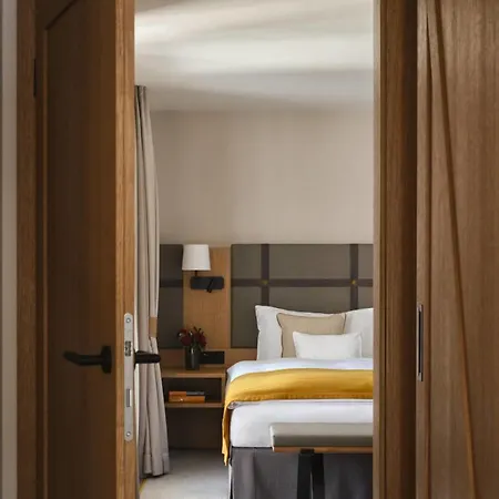 Отель Interalpen-hotel Tyrol Тельфс