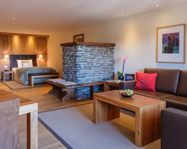Отель Interalpen-hotel Tyrol Тельфс