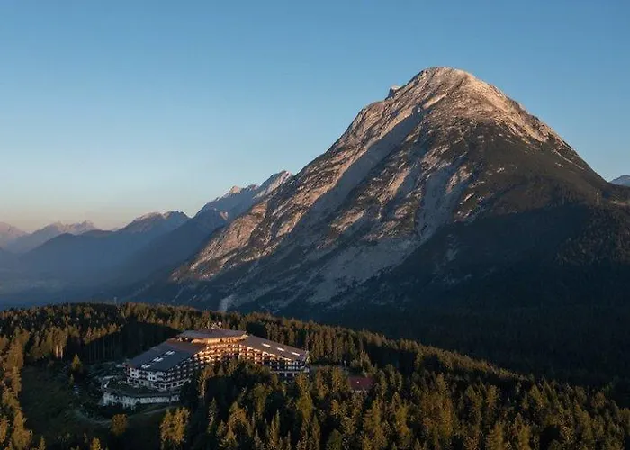 Interalpen-hotel Tyrol Отель