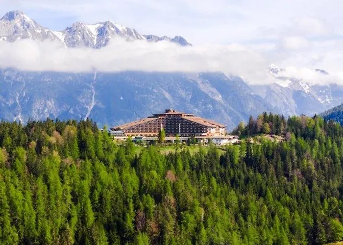 Отель Interalpen-hotel Tyrol