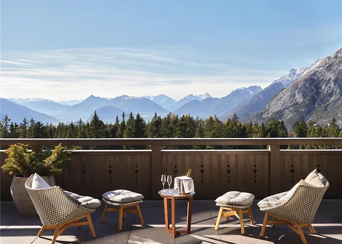 Отель Interalpen-hotel Tyrol Тельфс