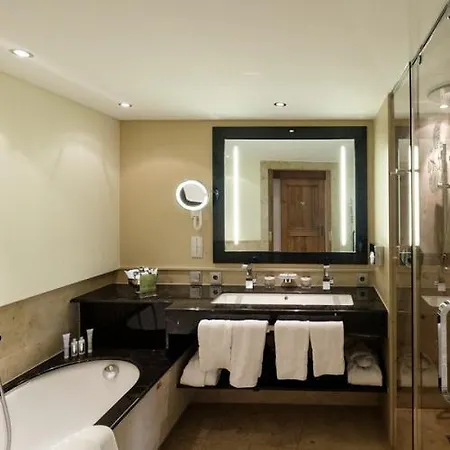 Interalpen-hotel Tyrol טלפס